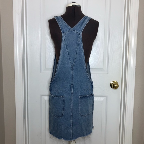 ASOS DESIGN Denim Midwash Blue Distress Fry Hem Dungaree Dress UK8 USA 4 - Picture 10 of 16